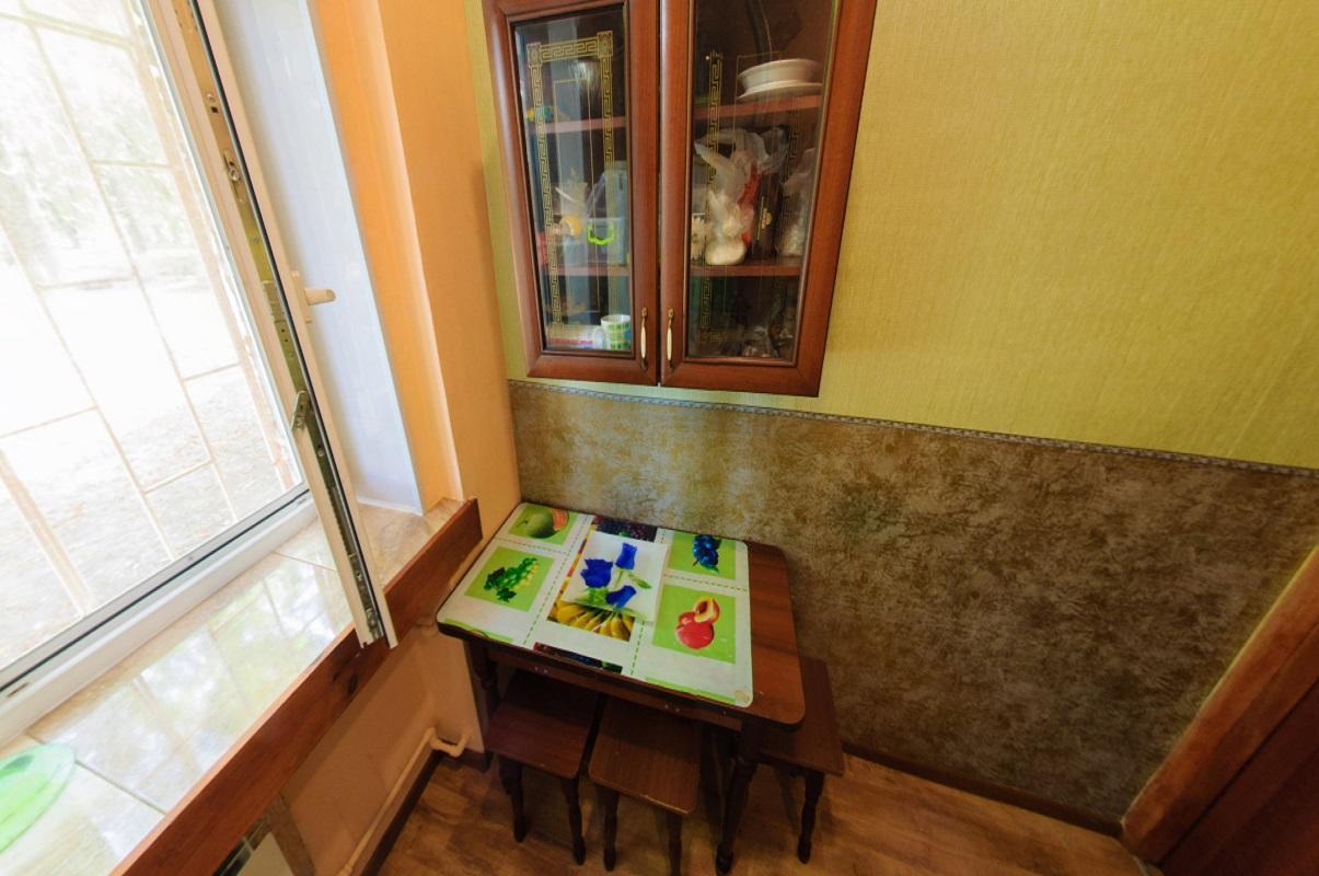 Yourhostel Svyatoshino Kiev Buitenkant foto